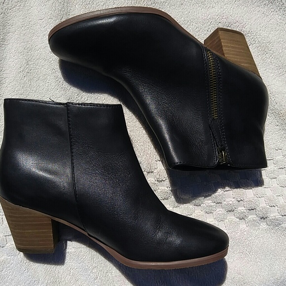 Crown Vintage Shoes - 🌺NWOT🌺Crown Vintage Boots🌺